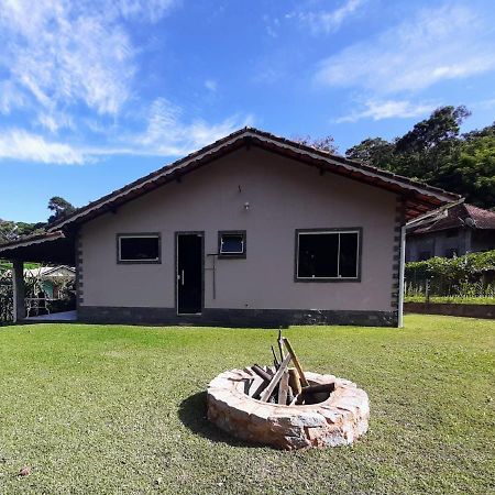 Casa Rosa Lumiar, Cachoeira Particular E Fazendinha Esterno foto