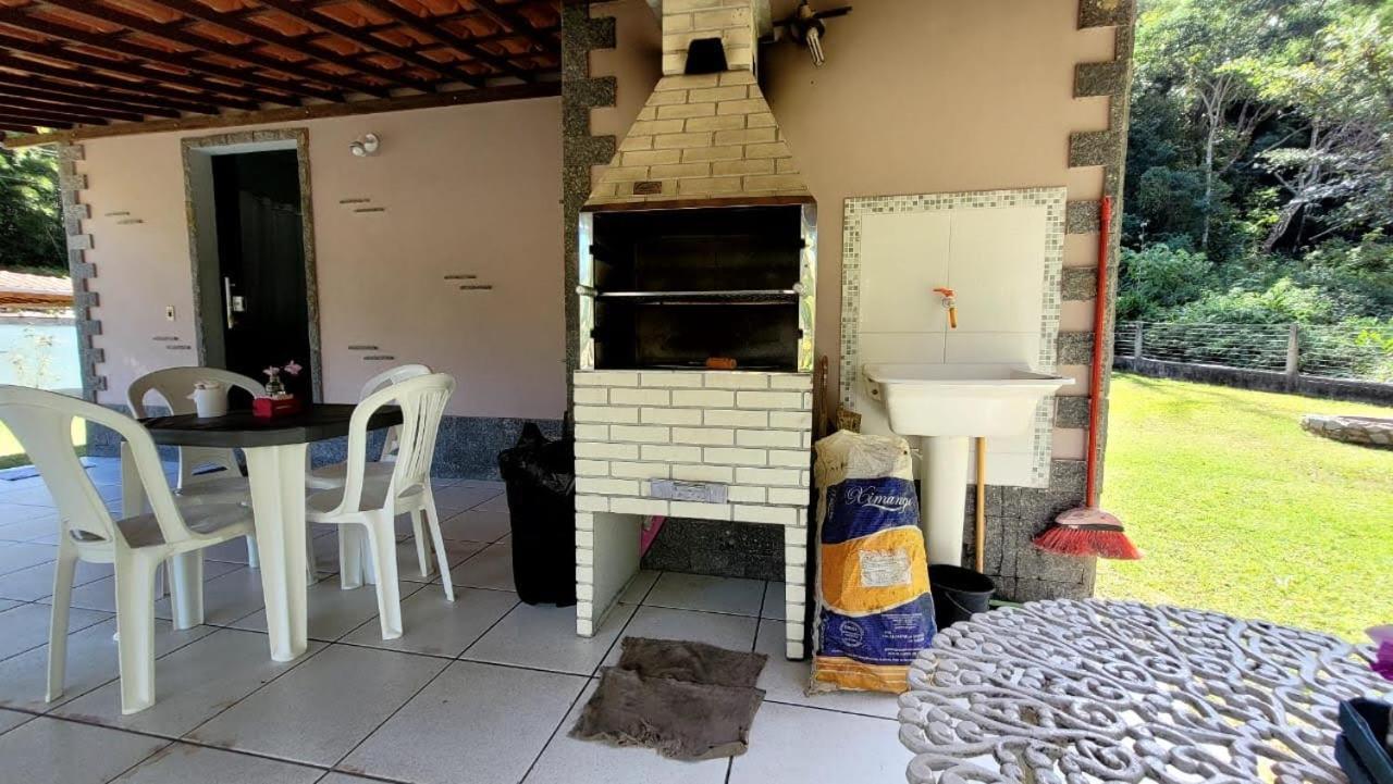 Casa Rosa Lumiar, Cachoeira Particular E Fazendinha Esterno foto